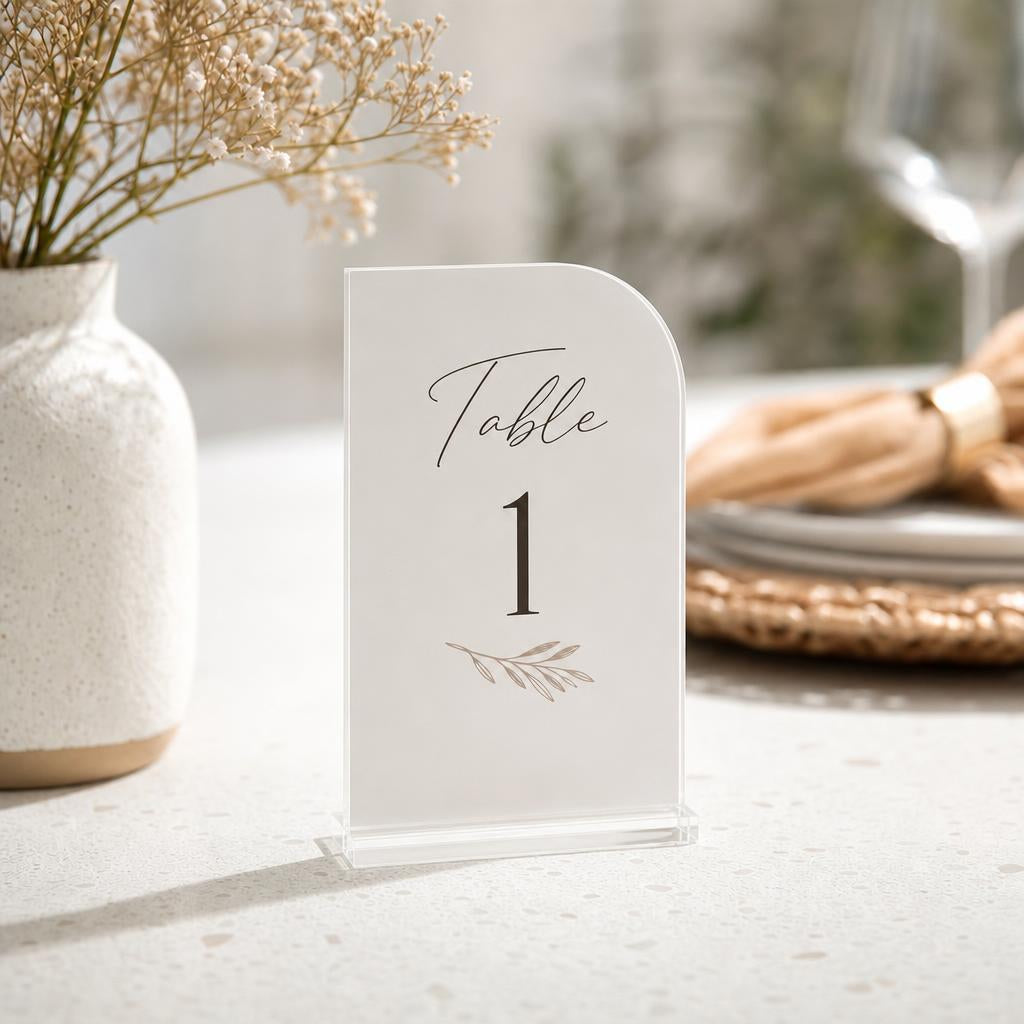 Acrylic Table Signs – Shape: Half arch (right)